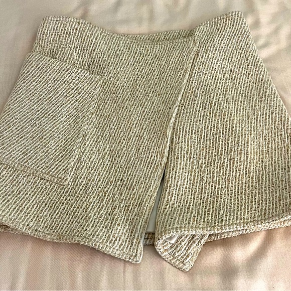 NWOT H & M Silk-Blend Fully-Lined Wrapover Skirt with Large Side Pocket Size: 10 - Picture 8 of 12